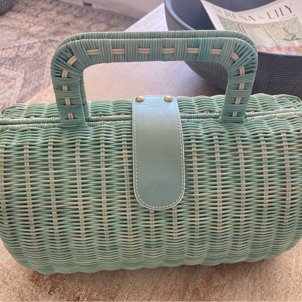 Rattan purse
